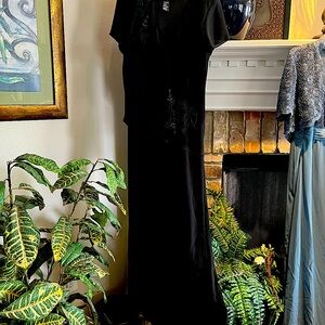 Elegant Black Evening Dress